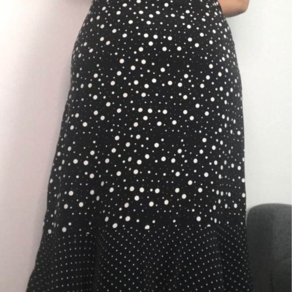 MIDI RUFFLE SKIRT - Picture 2 of 4